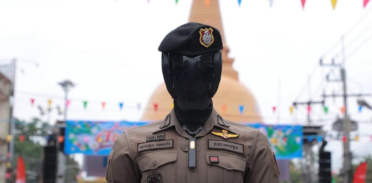 まさに｢ロボコップ｣…？ タイが｢サイボーグ警察｣を導入へ