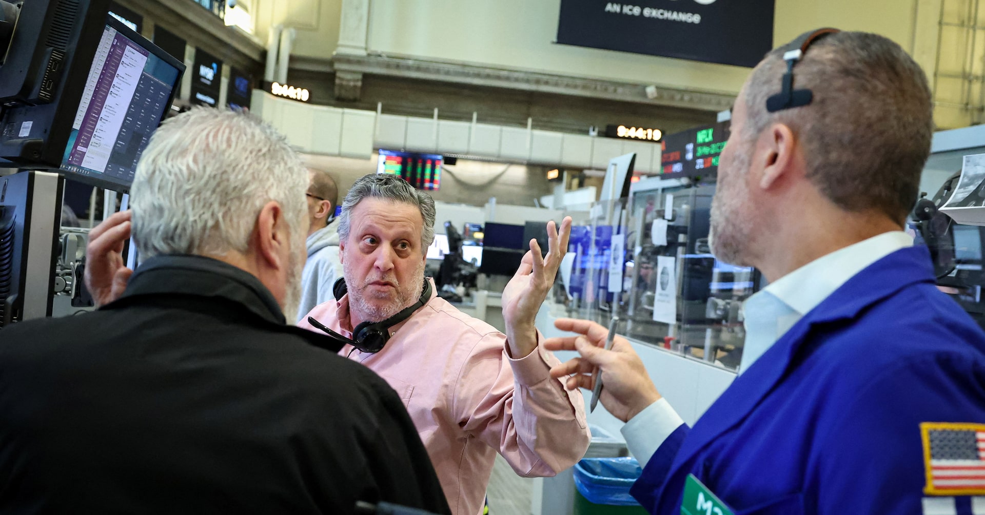 米国株式市場＝下落、ダウ521ドル安 イラン緊迫やＡＩ懸念で売り