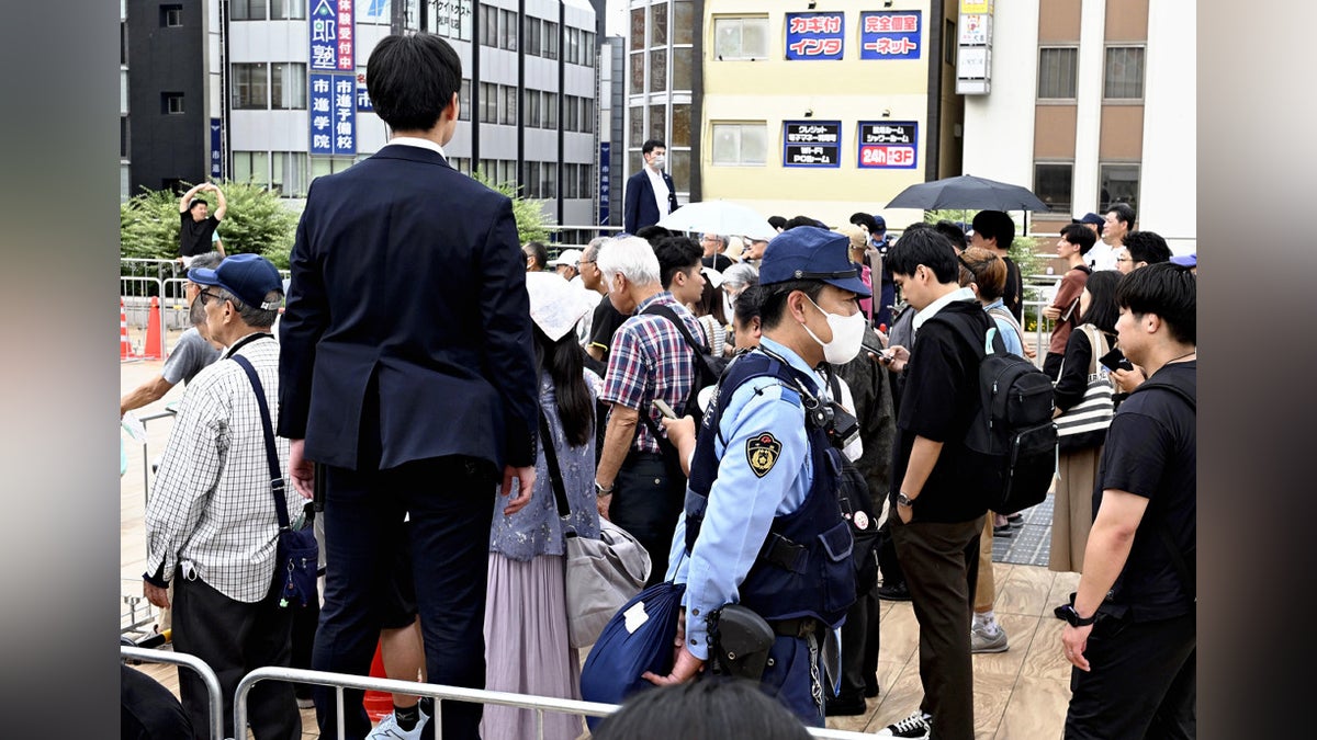 参議院選挙:石破首相「近くで演説したいのですが」、聴衆と距離２０ｍ超「仕方ない」「顔見えない」…安倍氏銃撃から３年 : 読売新聞