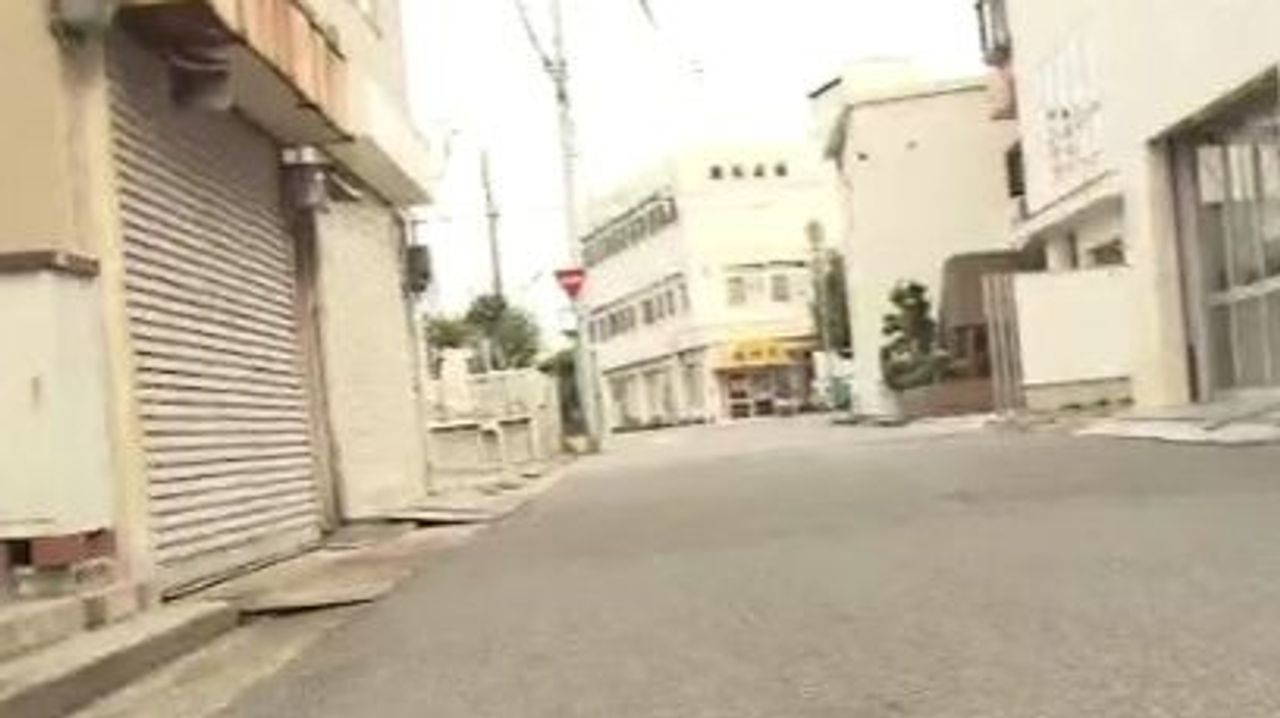自転車にはねられ女性死亡 男逮捕