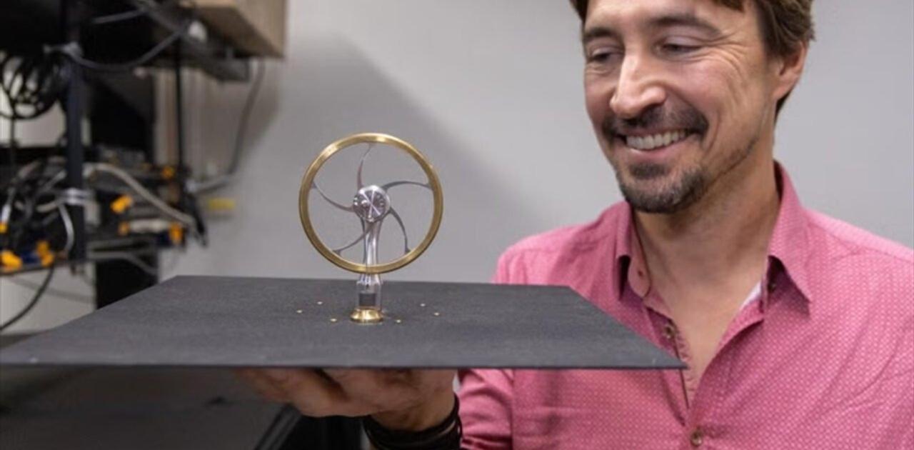 地球と深宇宙の｢温度差｣から生まれた壮大すぎる新エネルギー。装置はミニサイズです