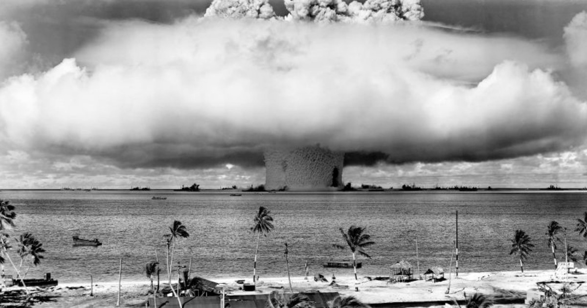 世界で行われた核実験は過去８０年で２０００回超、各地に今なお残る爪痕