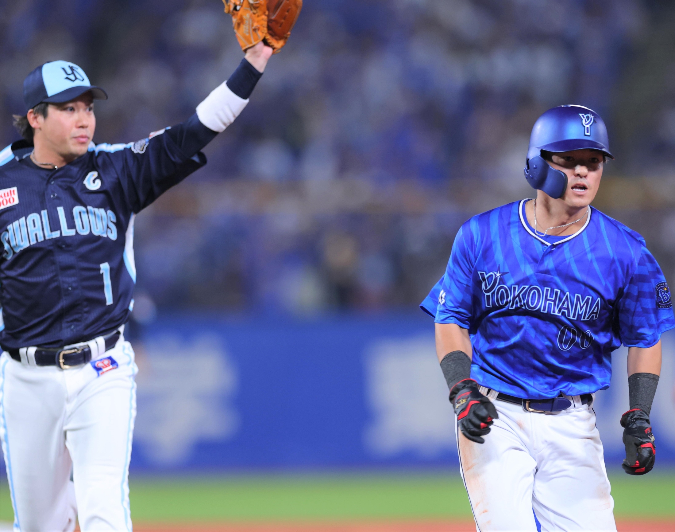 【ヤクルト】逆転負けの大惨敗 最多タイ借金9...石川が5回 山田と北村拓と2つの守備の乱れから一挙に7失点 直後 無死満塁で1得点