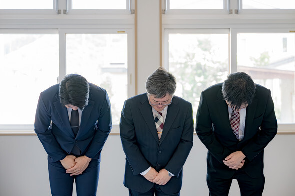 プルデンシャル謝罪会見 「おしゃれすぎる」スーツが“地雷”だったワケ