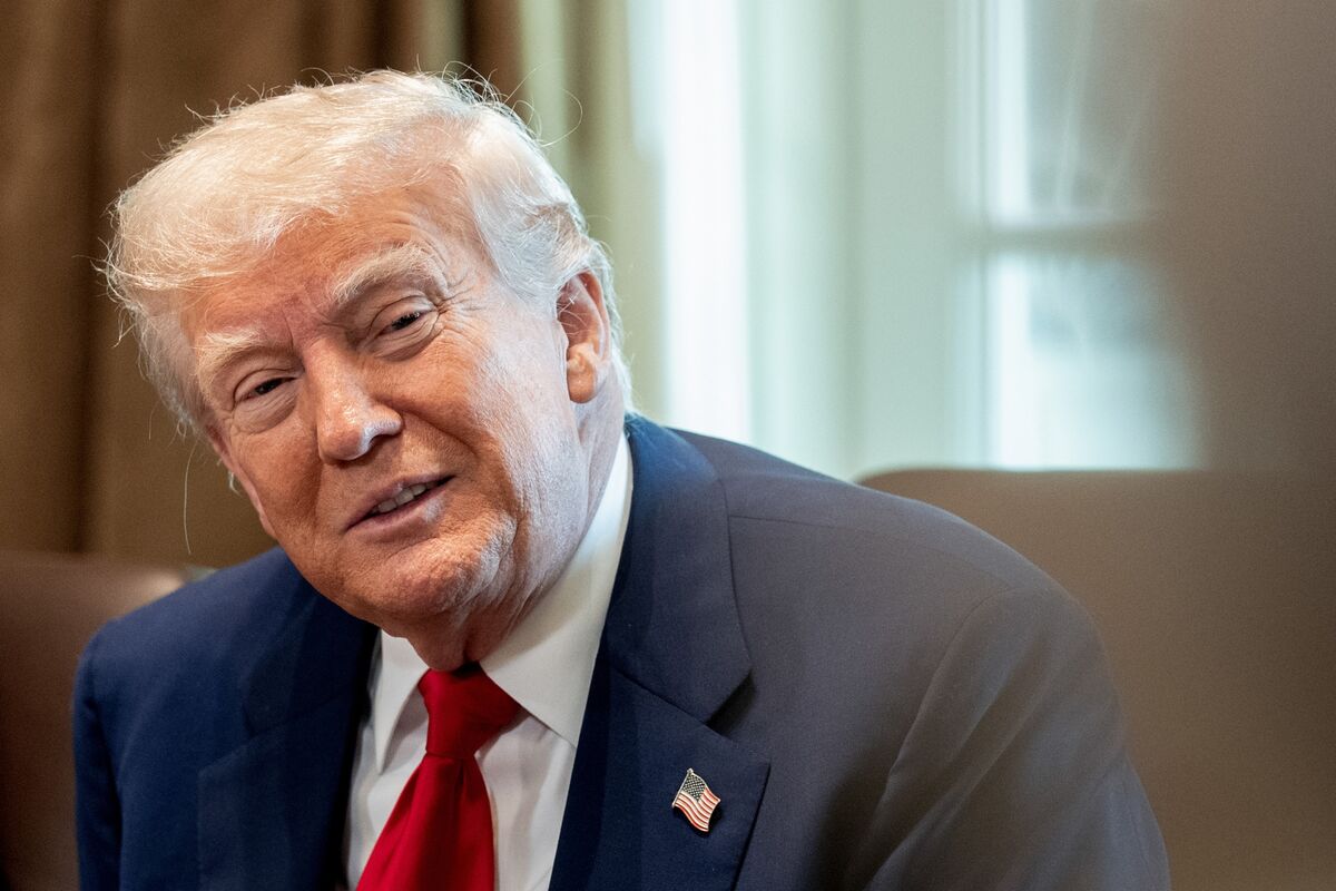 トランプ氏、「堅物」パウエル議長解任を否定－ＦＯＭＣ控え姿勢軟化