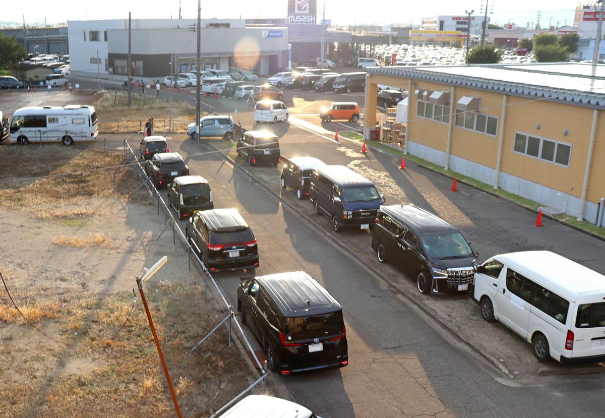 「誰のための長岡花火か？」路上駐車、チケット転売…相次ぐトラブルに、主催者が“来訪を呼び掛けない”異例のPR（新潟日報）