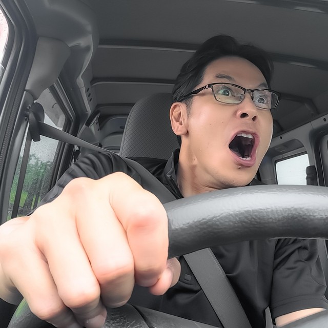 運転中、信号が2つに見える…スマホゲームをやめられない大学生を襲った異変 「スマホ斜視」が急増している【眼科医が解説】