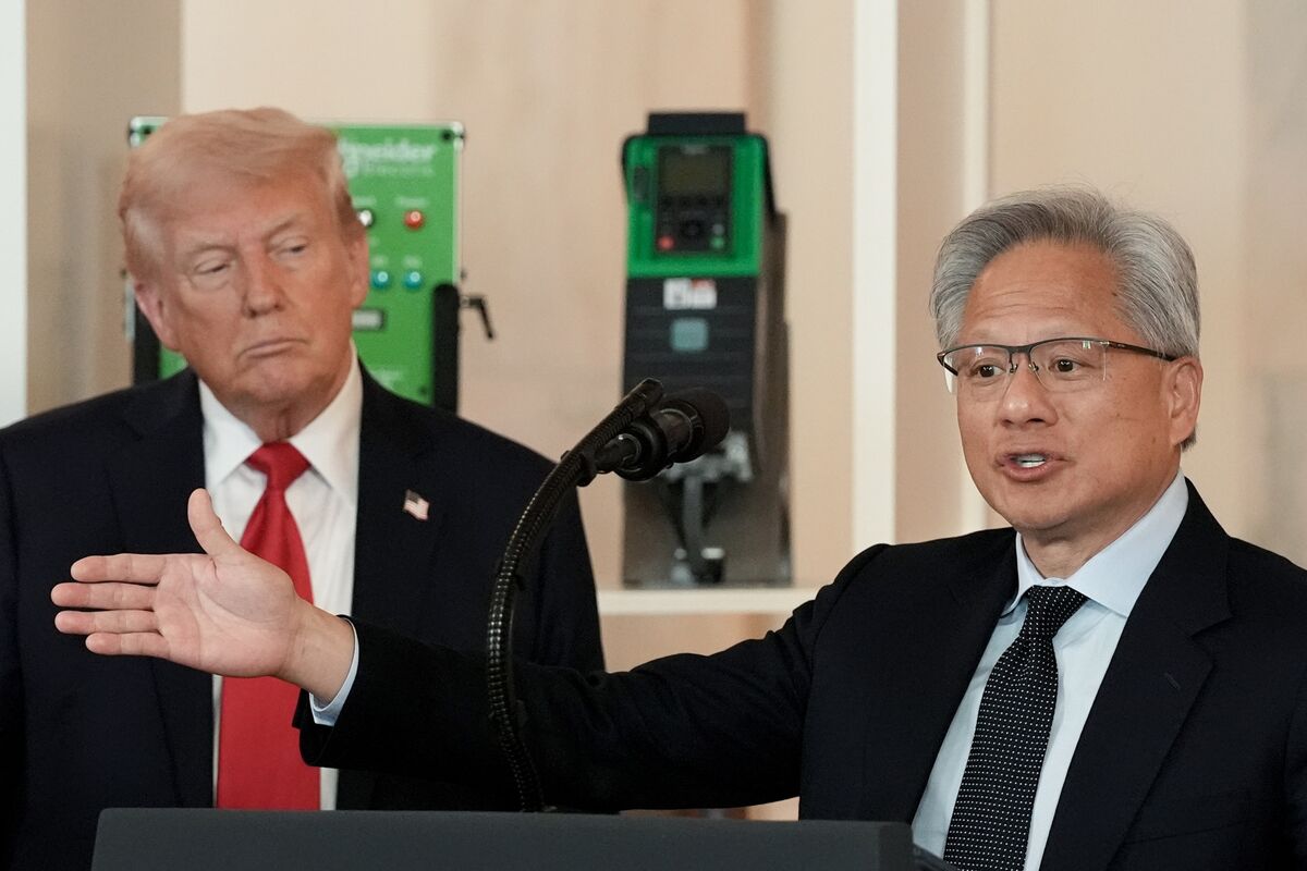 トランプ流に「中国モデル」の影、企業に異例の介入－揺らぐ自由市場