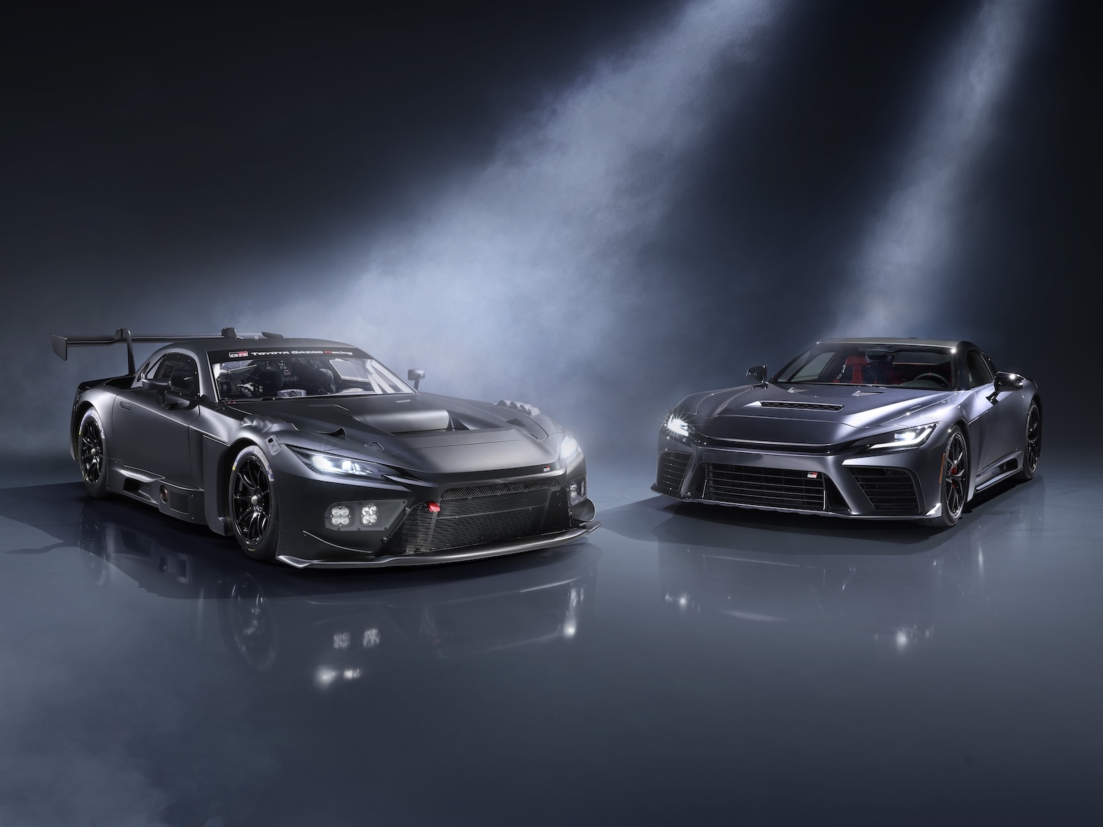 トヨタ、フラッグシップスポーツカー「GR GT」世界初公開！ 「GR GT3」も同時発表
