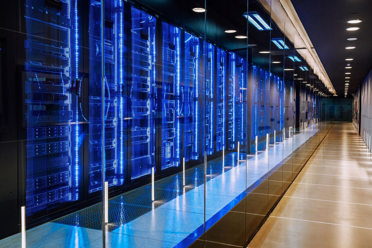 Microsoftが「AIへの質問1回の消費電力量は電子レンジを数秒動かす程度」と主張、従来推定の最大20分の1