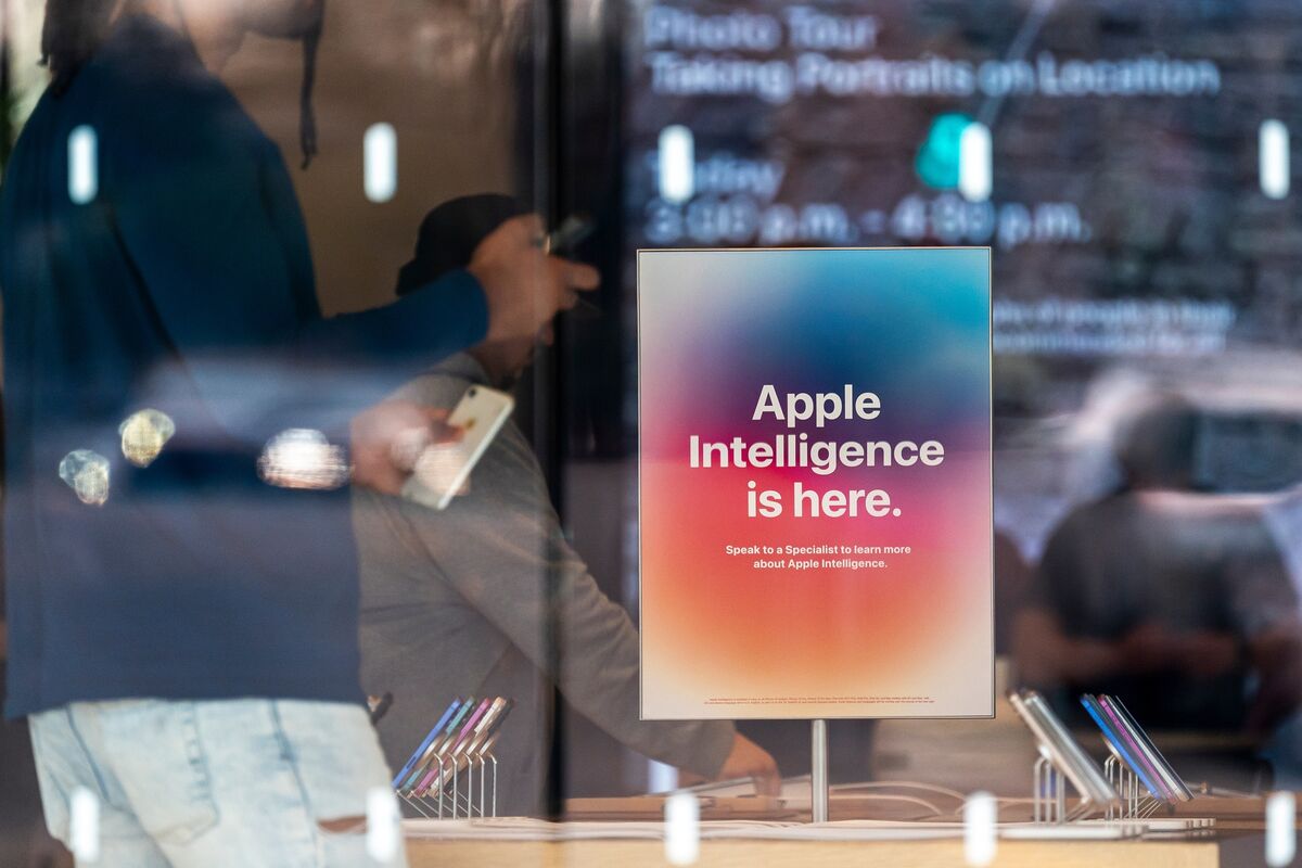 アップル、ＡＩ活用で「iPhone」バッテリー持続時間を改善へ－関係者