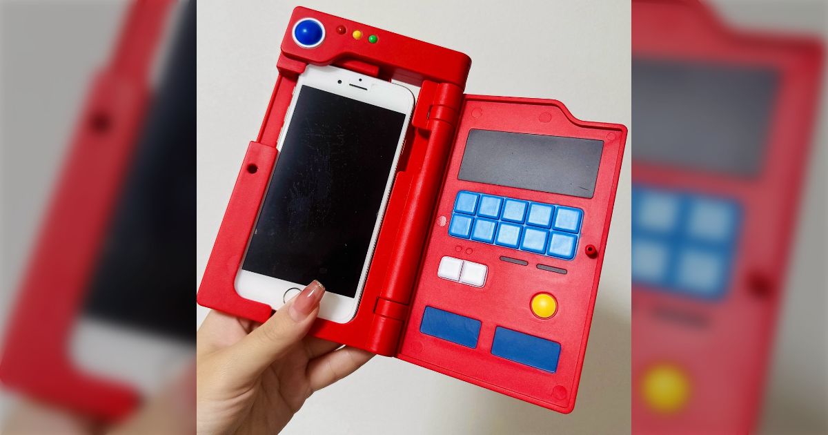 掃除してたら初代ポケモン図鑑のiPhoneケースを発掘して懐かしくなった→今のスマホに合わせるためにケースを少し改造して使う人も「何時でもあの頃に戻れる」