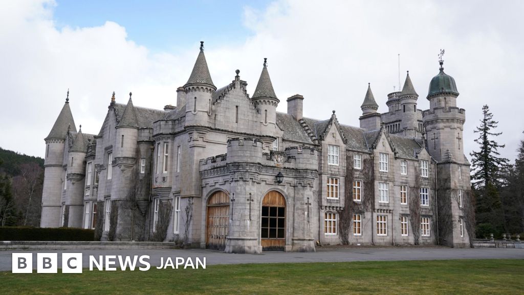 英バルモラル城の人物、エプスティーン元被告の共犯者に「不適切な友人」の紹介を要求 追加公開資料で表面化