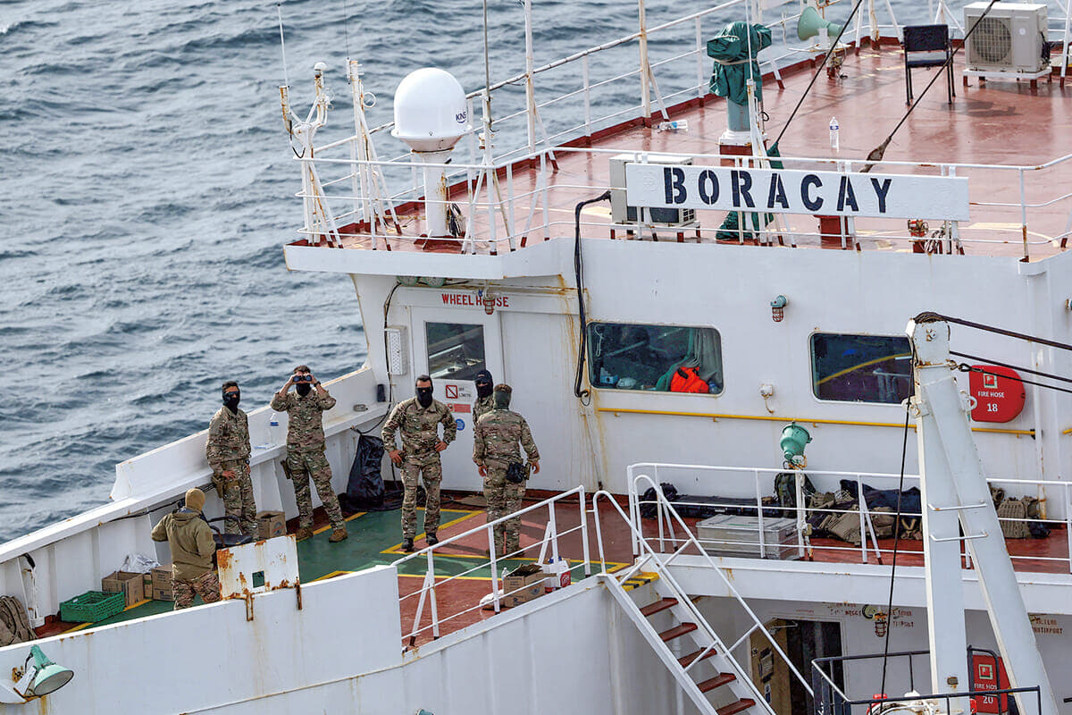 ロシア「影の船団」が動く──拿捕されたタンカーが示す新たなグレーゾーン戦略（ニューズウィーク日本版）