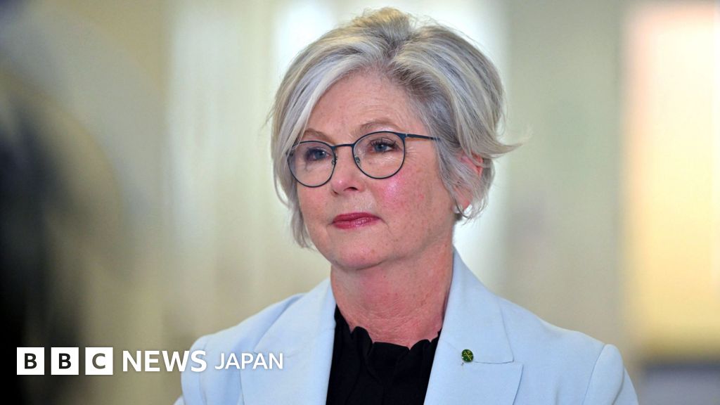 豪議員、車にはねられ重体 「意図的な襲撃」との見方を首相が示す