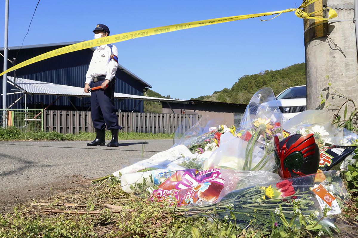 《京都男児死体遺棄事件》現場に大量の献花や供え物 自分を見つめ直しながら考えた「いいこと」をする難しさ【コラムニスト・石原壮一郎氏寄稿】