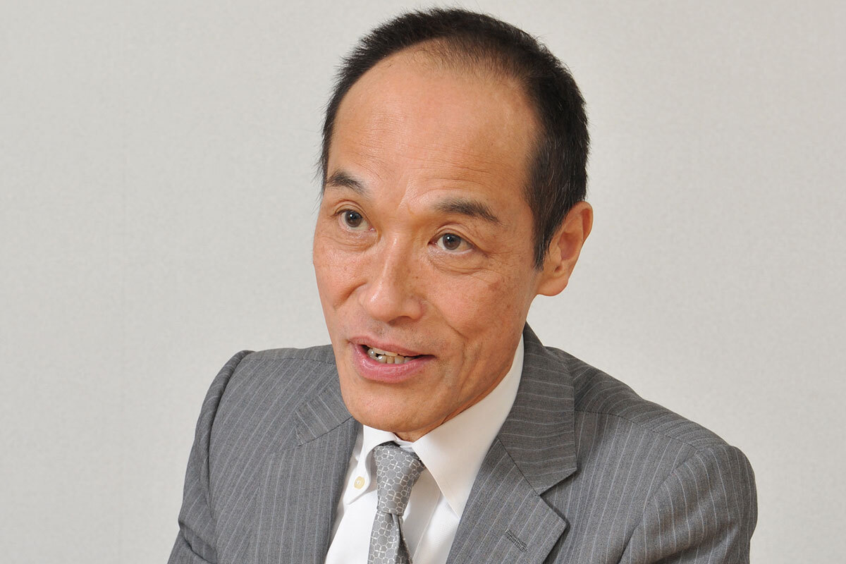 「未成年淫行騒動」の父を反面教師に？ 東国原英夫氏の“エリート息子” 「女優の母に似たイケメンで、夢は政治家と話していたことも」