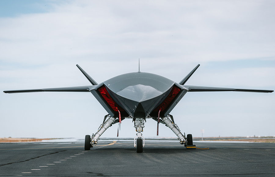 アメリカや中国よりも早い？「無人戦闘機」が“高性能対空ミサイル”を発射し目標を撃墜 いよいよ創作物のような話に