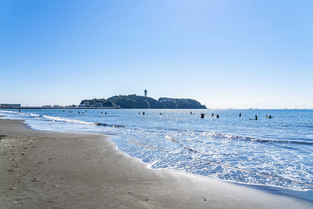 「電車も利用しやすく、自然も多い」地元民が本当に住みやすいと思う“神奈川県の街”第1位に「時間がゆっくり過ぎる」「小田急で新宿まで1本」の声（1/3）