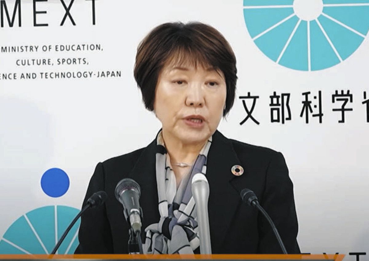 参政党が重んじる戦前の教育勅語…阿部俊子文部科学大臣「使用は許されない」 クギをさす言葉が持つ意味