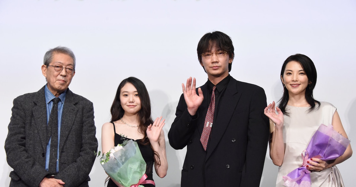 綾野剛「星と月は天の穴」の主人公は「滑稽さが持ち味」、田中麗奈にアイデア提供（イベントレポート）