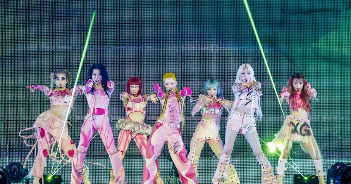 XG東京ドーム凱旋で初のワールドツアーに幕、5万人のALPHAZとぶちかまcrazy（ライブレポート / 写真9枚 / JURINコメントあり）