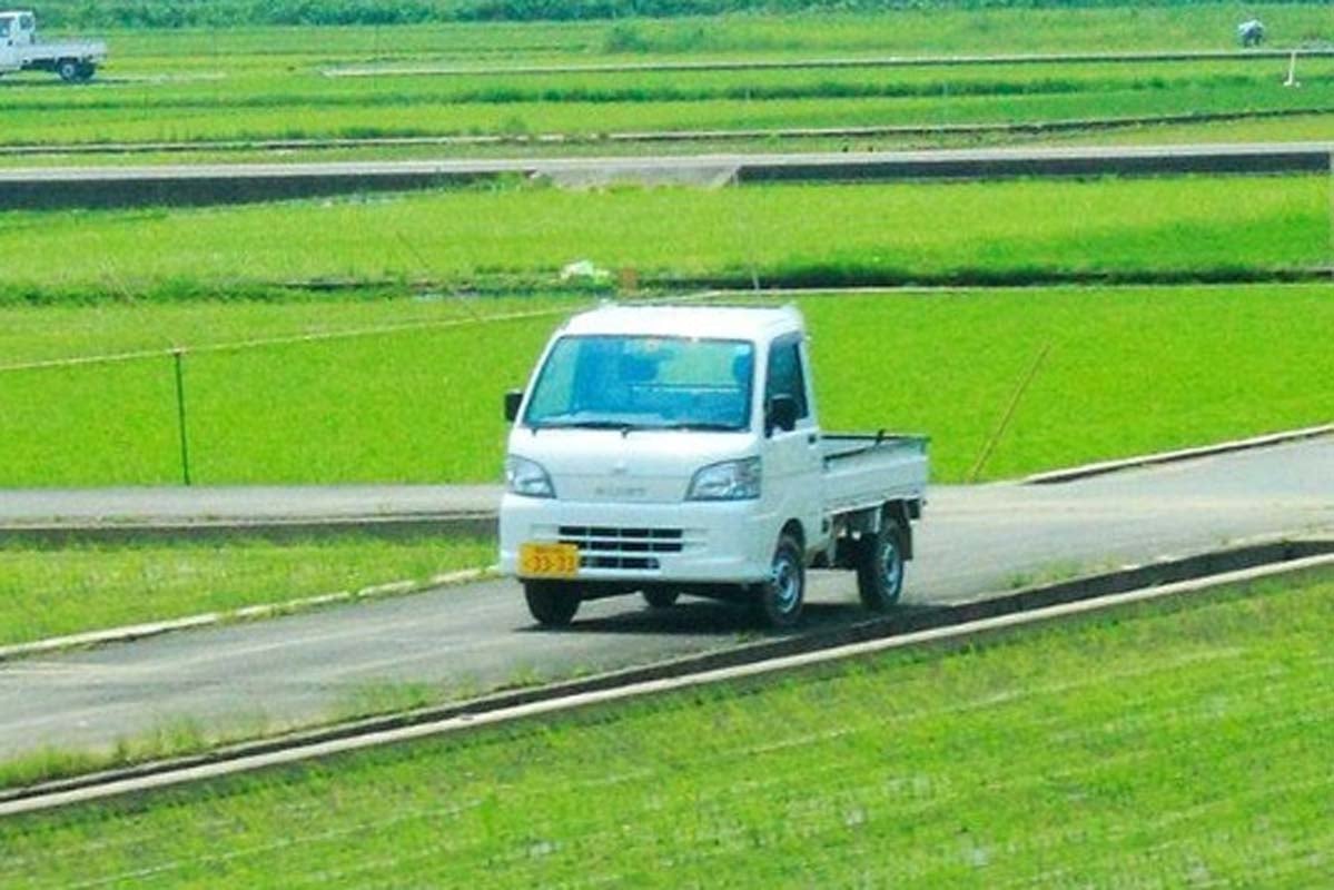 日本から「軽トラ」が消えていく――25年落ちの「スバル」が米国で3万ドル級に匹敵する根本理由