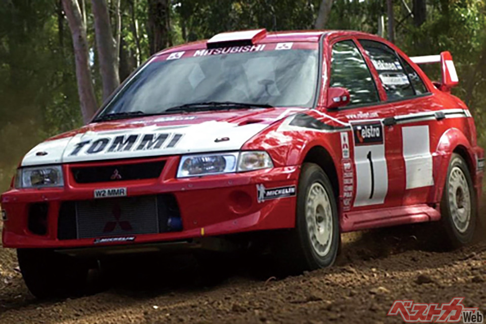 「ランエボ vs インプ」！ 三菱とスバルがWRCで火花を散らした「狂乱の時代」！ 最強の電子制御と低重心ハンドリングの熾烈な争い！