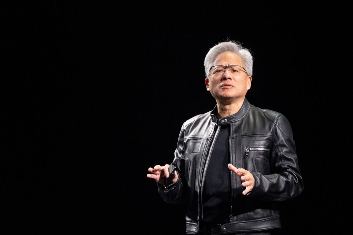 エヌビディアＣＥＯ、中国軍が米ＡＩ半導体を使用する可能性は低い