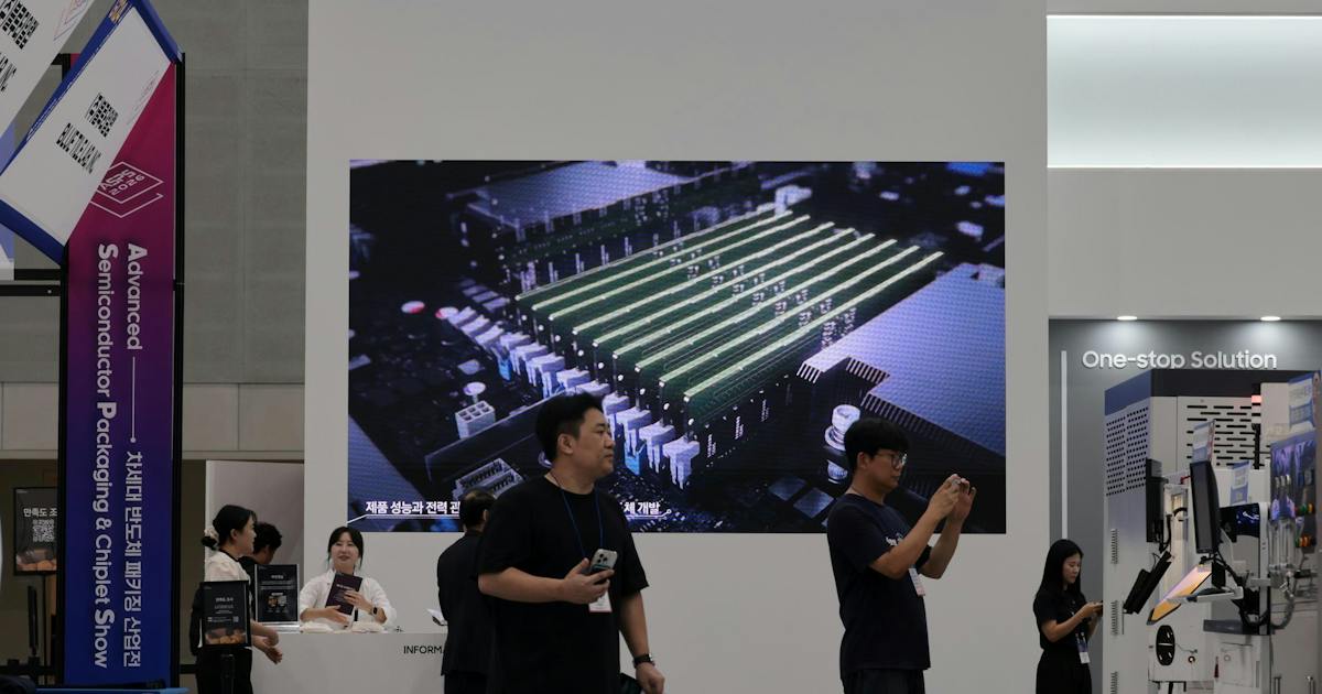 サムスン7〜9月期、営業益8.8倍 半導体価格上昇続き初の100兆ウォン超