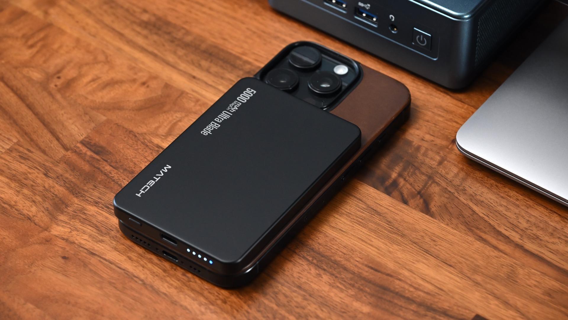 Amazonプライム感謝祭56％オフ！極薄7.55mm Qi2対応モバイルバッテリーがおすすめ！