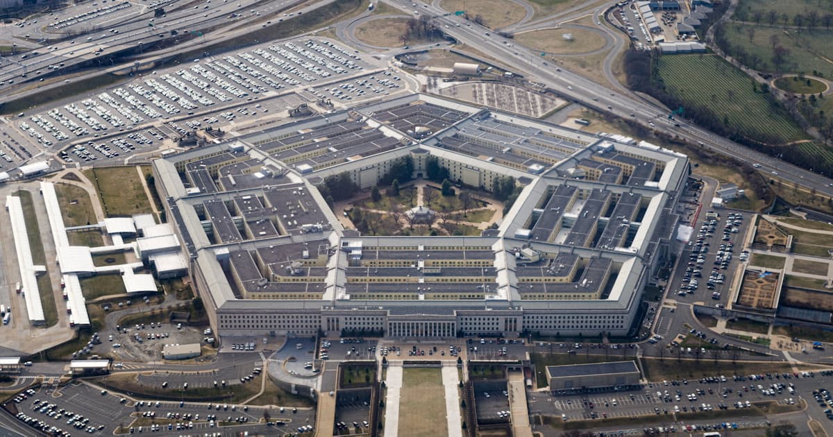 米国防総省、建物内の大気中に有害物質検知 複数フロアで退避命令
