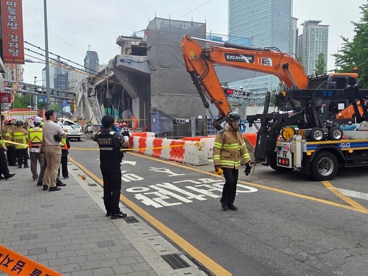 【韓国】「予見された人災」ソウル高架崩落に地域住民の憤り ずさんな安全管理、警告届かず