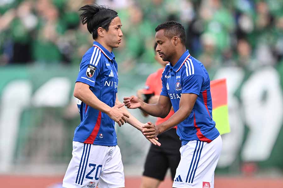 「出場時間が長いとゴールを決める確率は上がる。大島監督の初勝利は近い。我々は近い未来、勝ち点3を取れると信じている」（エウベル）他 [湘南戦後コメント]