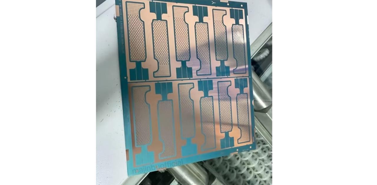 iPhone 17 Proは｢この板｣で熱暴走を防ぐらしい。ところでナニコレ？