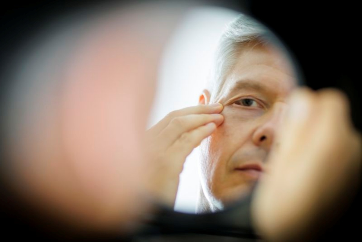 50代男性 女性よりも老化が早く進行、PFASの影響か 新研究