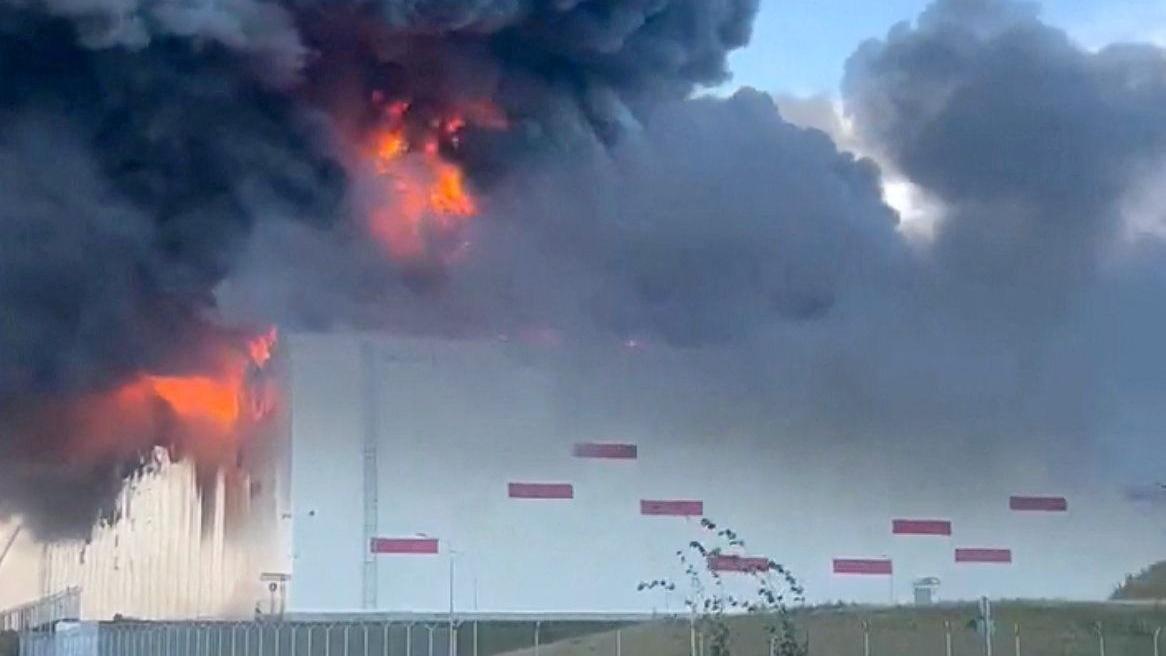 ウクライナ、ロシア通販大手の倉庫をさらに攻撃 モスクワ近郊で5人死亡