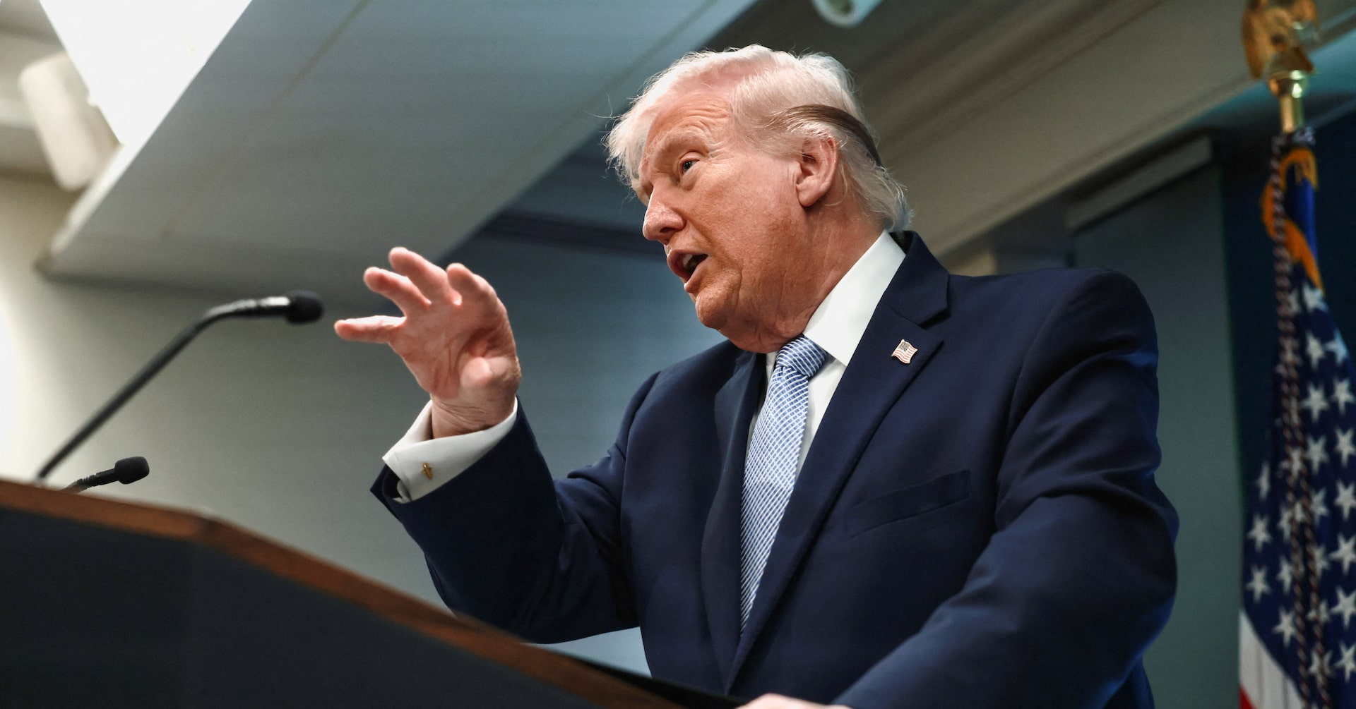 トランプ氏、イラン「一夜で壊滅」も 7日までの合意要求