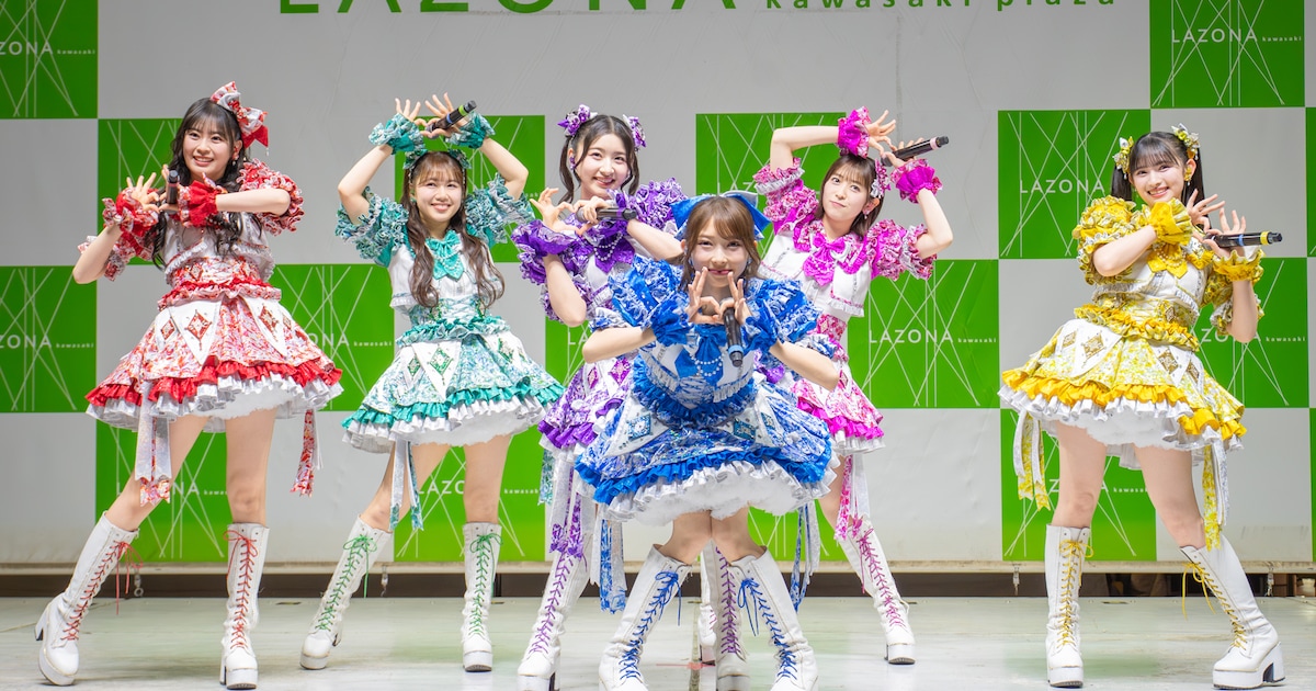 超ときめき♡宣伝部、最新シングル発売日にラゾーナ川崎に登場！大勢の宣伝部員が広場に集結（ソロカット含む写真11枚）