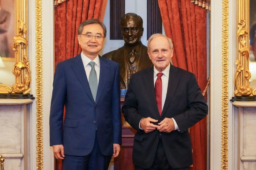韓国外相「東アジアで中国は近隣国にとって問題」「国際法を順守する姿を見たい」