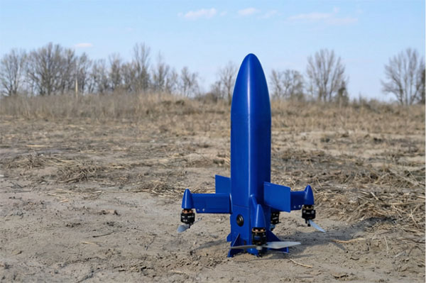 「こんなに小さかったのか…！」 ロシア無人機を撃破した「日本企業出資のウクライナ製ドローン」を実見 後継機とともに“二段構え防空”へ