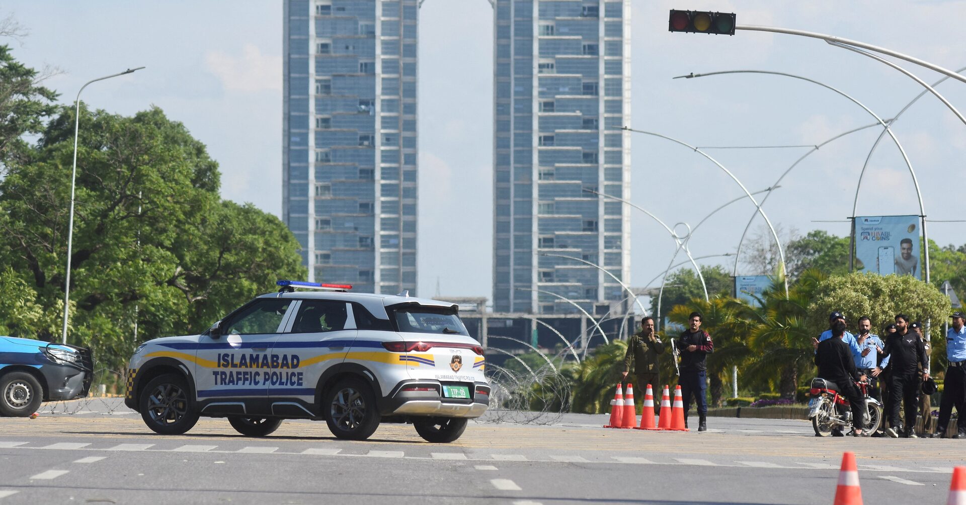 アングル：イスラマバードは厳戒態勢、米・イラン協議仲介のパキスタンに重圧