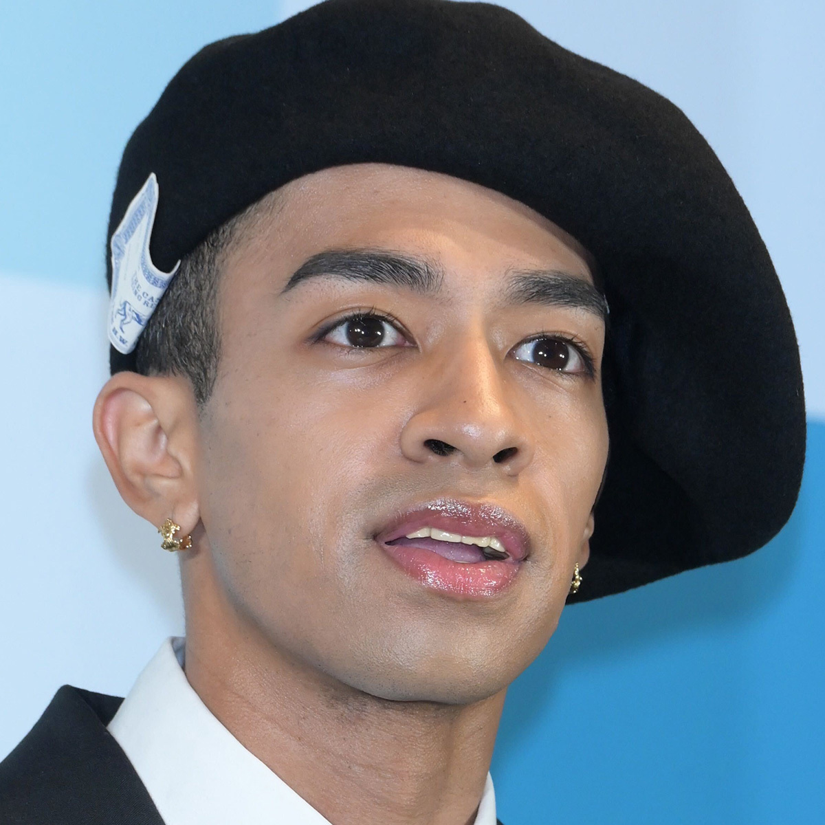 「復帰の後押しにならない」との指摘も…草間リチャード敬太 公然わいせつの“真相”報道が物議