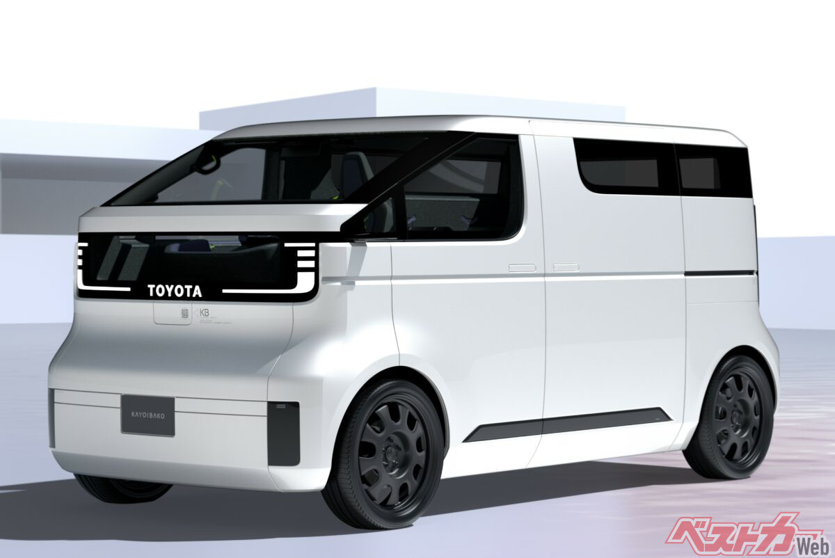 bB復活？ トヨタがどんな要望にも応える通い箱（KAYOIBAKO）第2弾を発表！ 採れたて野菜販売中！ 移動販売車が地方のおばあちゃんを救う！