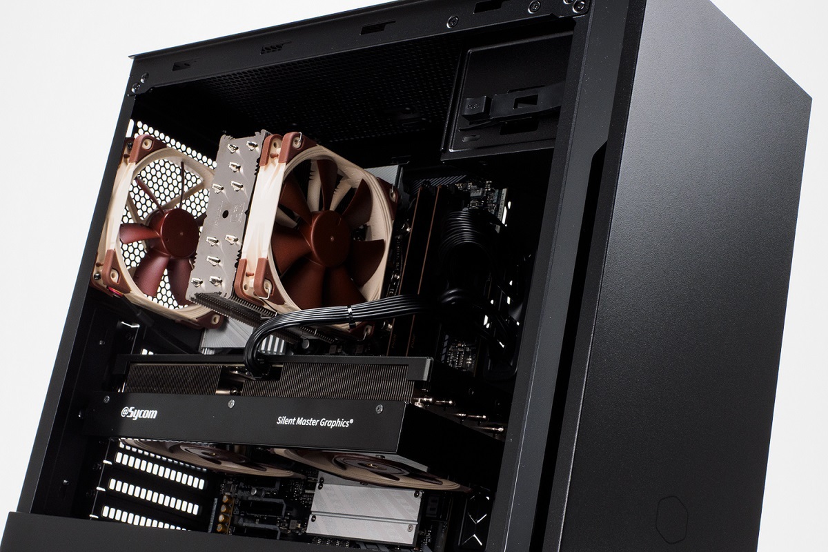 超静音なRTX 5070搭載グラボのゲーミングPC、ベンチマーク中でもわずか約34.5dB
