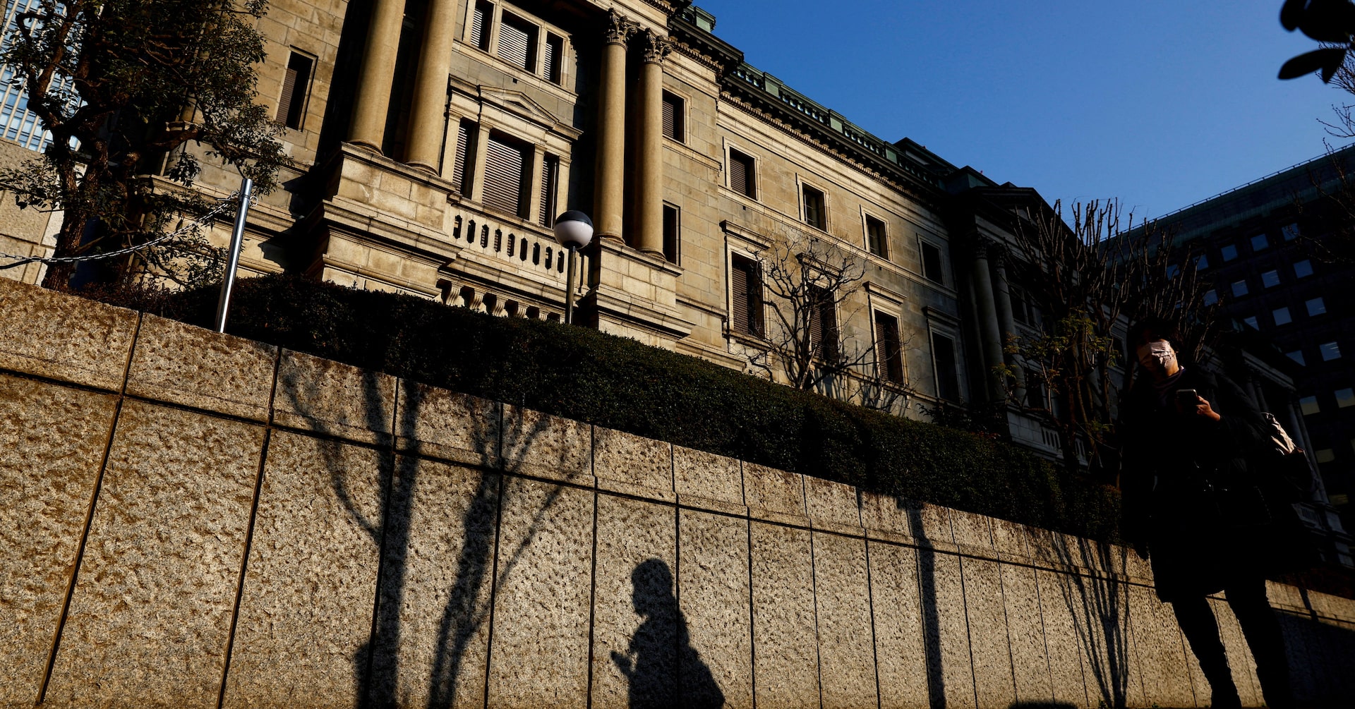 日銀が国債買い入れで意見聴取、一部メガバンクが減額加速を主張