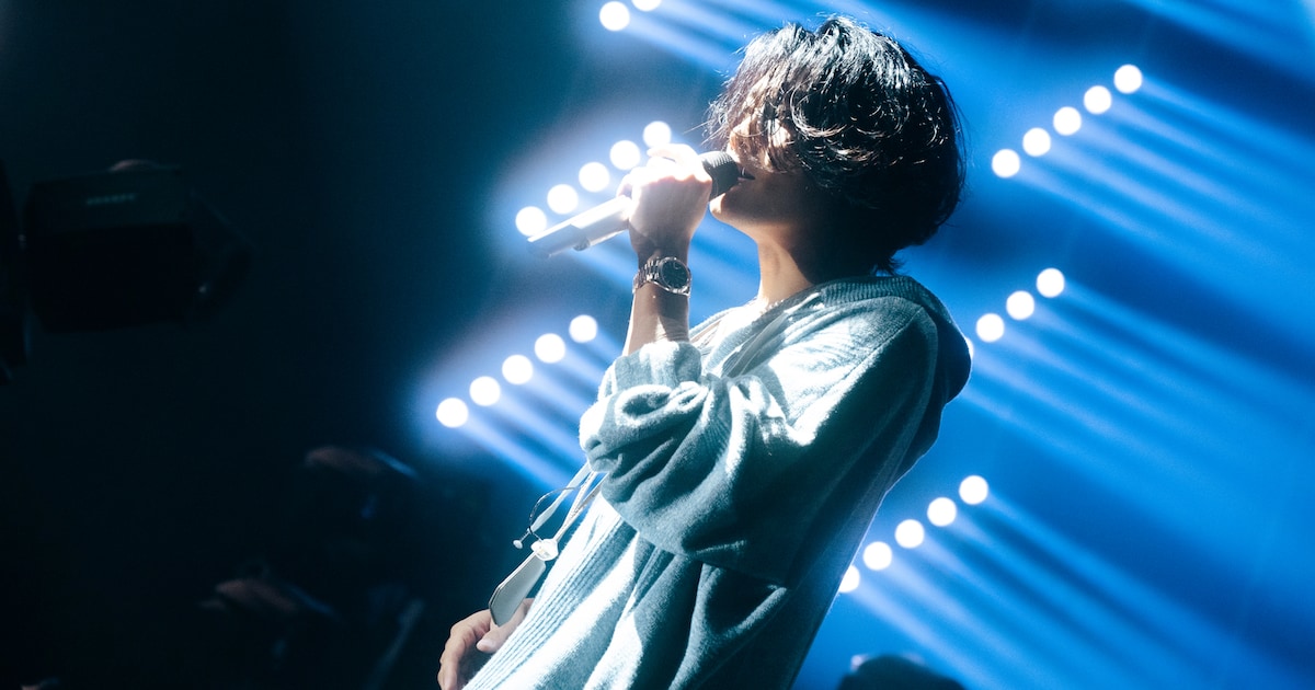 赤西仁の2年ぶり単独ツアー「REDWEST」閉幕、制作中のアルバムより新曲も披露（ライブレポート）