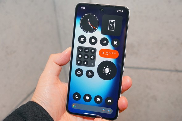 “妥協なき”エントリースマホ「Nothing Phone (3a) Lite」の戦略 楽天モバイルは3万円台の安さで猛プッシュ