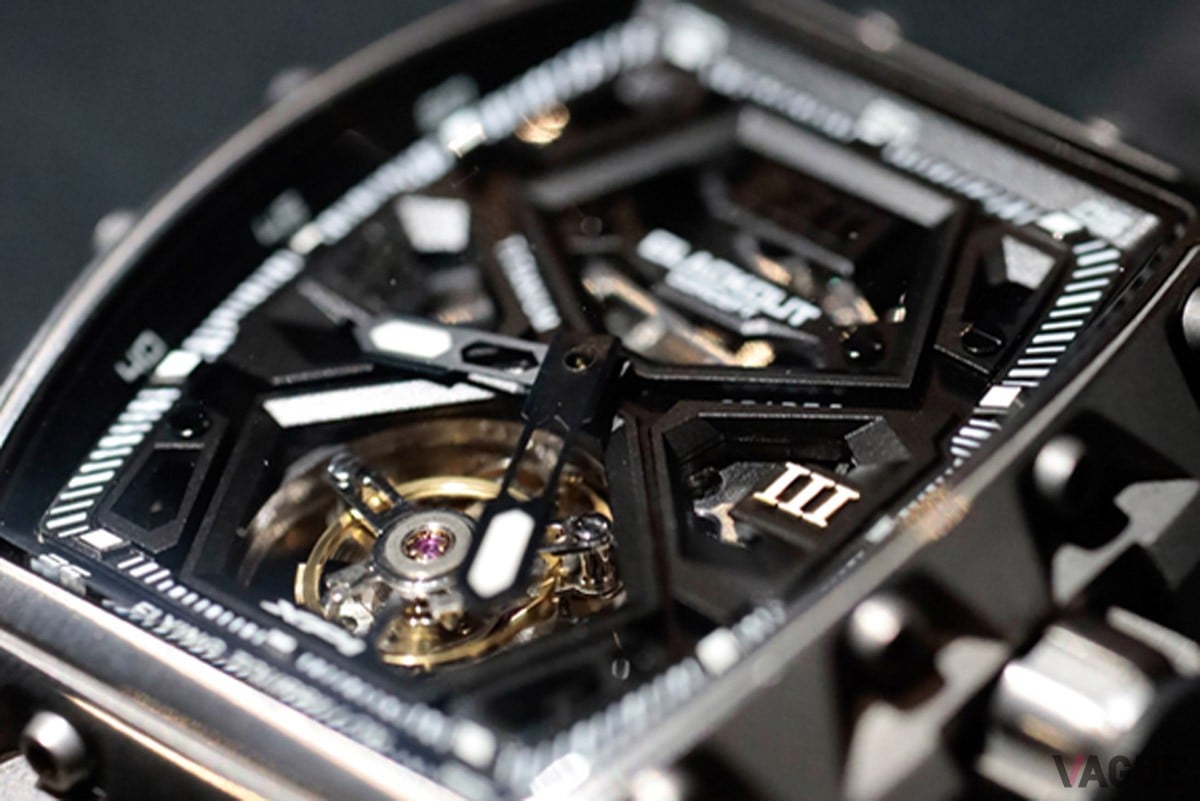 腕時計の三大複雑機構の一つ“トゥールビヨン”に「手が届く!?」──BLACKOUT WATCHESが導く、新たな高級時計の選択肢とは