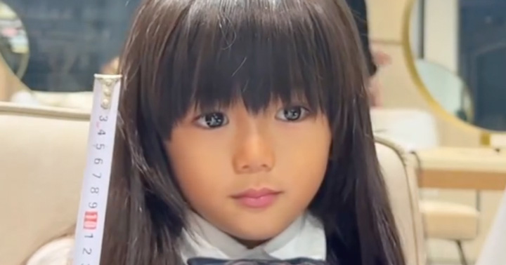 女の子と見間違えるほどの美少年→長く伸ばした髪をバッサリ切ると…… 「マジか」 まさかの大変身が1900万再生「両方似合ってる」「10年後が見たい」